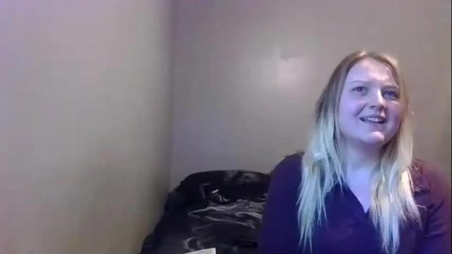 Image 3 of phatassblond Stream on Chaturbate on 13 months ago