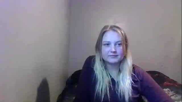 Image 4 of phatassblond Stream on Chaturbate on 13 months ago