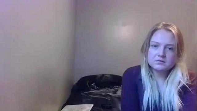 Image 7 of phatassblond Stream on Chaturbate on 13 months ago