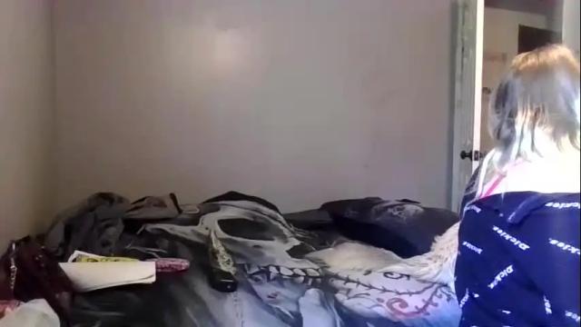 Image 11 of phatassblond Stream on Chaturbate on 13 months ago