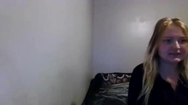 Image 4 of phatassblond Stream on Chaturbate on 13 months ago
