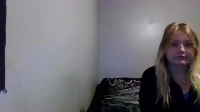 Image 6 of phatassblond Stream on Chaturbate on 13 months ago