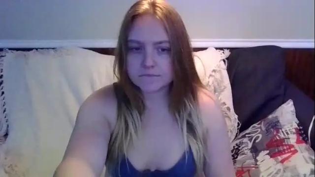 Image 6 of phatassblond Stream on Chaturbate on 1 month ago