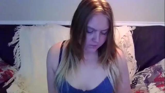 Image 8 of phatassblond Stream on Chaturbate on 1 month ago