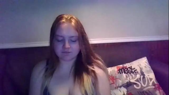 Image 10 of phatassblond Stream on Chaturbate on 1 month ago