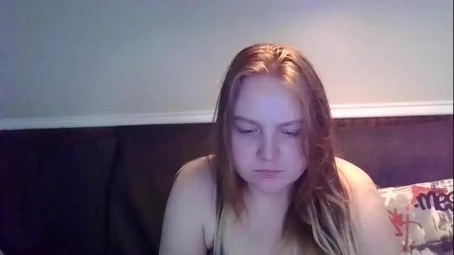 Image 7 of phatassblond Stream on Chaturbate on 1 month ago