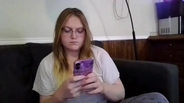 Image 10 of phatassblond Stream on Chaturbate on 1 month ago
