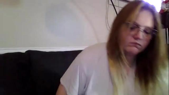 Image 2 of phatassblond Stream on Chaturbate on 1 month ago