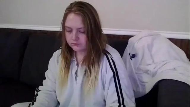 Image 11 of phatassblond Stream on Chaturbate on 1 month ago