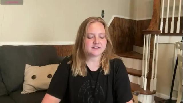 Image 2 of phatassblond Stream on Chaturbate on 5 months ago