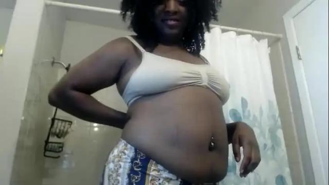 Image 11 of phatjuicypeach Stream on Chaturbate on 2 months ago