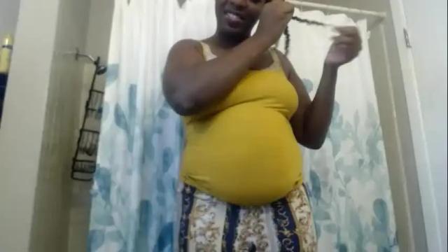 Image 2 of phatjuicypeach Stream on Chaturbate on 2 months ago