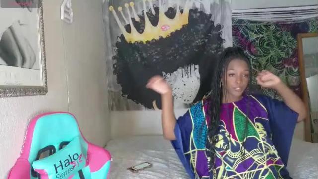 Image 4 of phatjuicypeach Stream on Chaturbate on 1 month ago