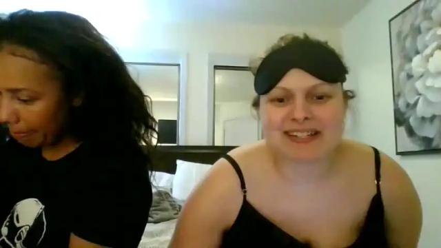 Image 3 of phia123 Stream on Chaturbate on 20 months ago