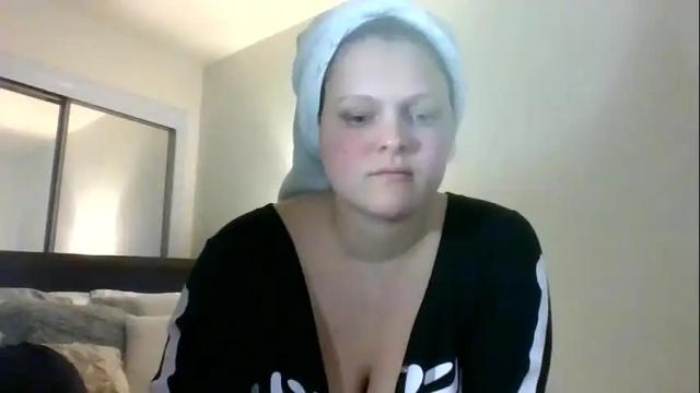 Image 4 of phia123 Stream on Chaturbate on 19 months ago