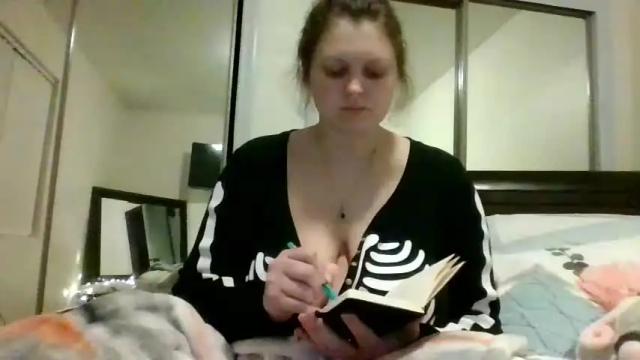Image 2 of phia123 Stream on Chaturbate on 19 months ago