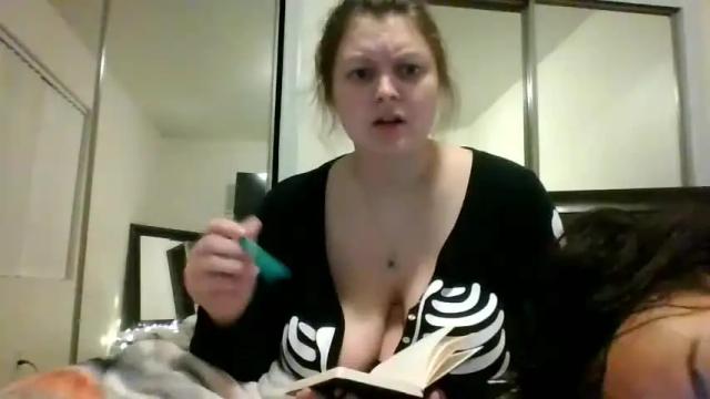 Image 3 of phia123 Stream on Chaturbate on 19 months ago
