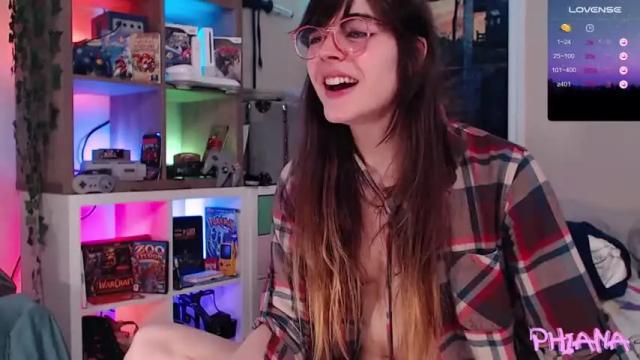 Image 11 of phiana_blake Stream on Chaturbate on 15 months ago