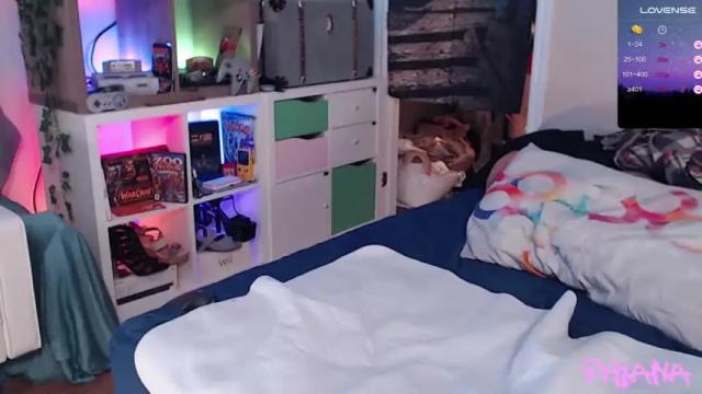 Image 4 of phiana_blake Stream on Chaturbate on 19 months ago