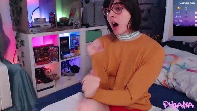 Image 8 of phiana_blake Stream on Chaturbate on 19 months ago