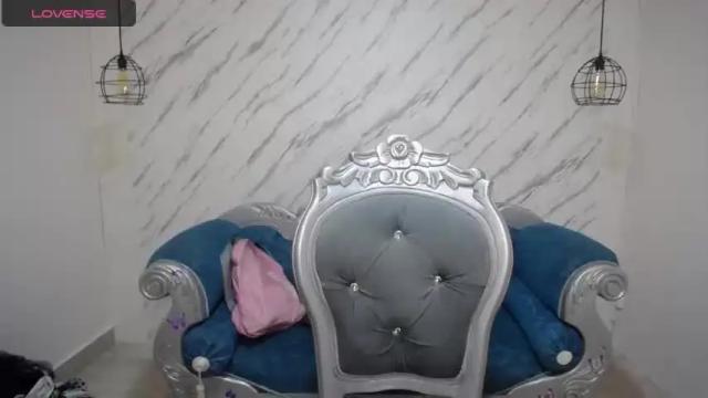 Image 3 of philia_shekinah Stream on Chaturbate on 16 months ago
