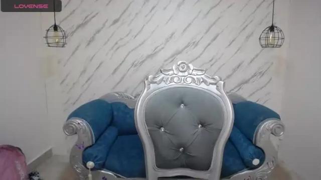 Image 7 of philia_shekinah Stream on Chaturbate on 16 months ago