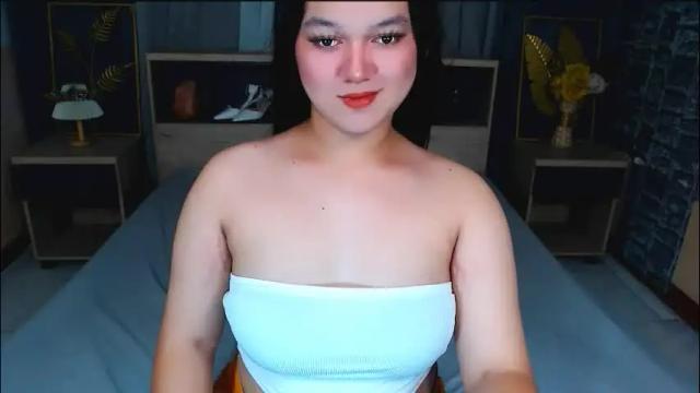 Image 2 of phoebe_forbes Stream on Chaturbate on 2 months ago