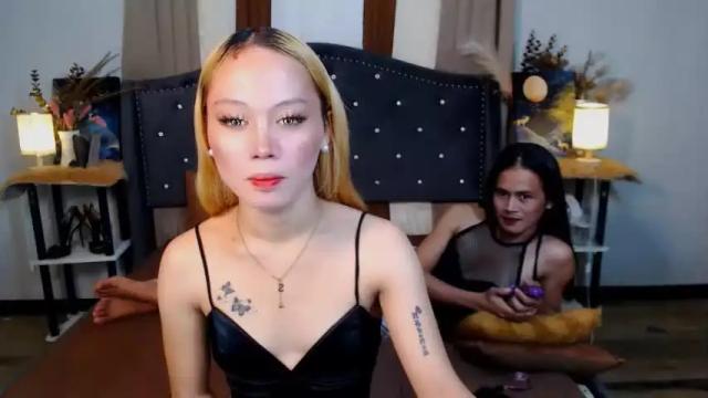 Image 2 of phoebe_star Stream on Chaturbate on 15 months ago