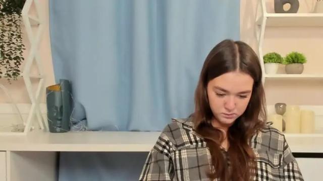 Thumbnail 3, phoebeelliott's Stream at Chaturbate, 17 months ago