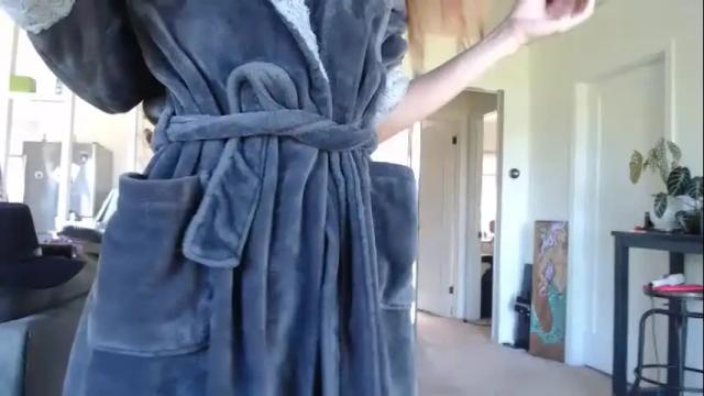 Image 10 of phoenixlikesgames Stream on Chaturbate on 21 months ago