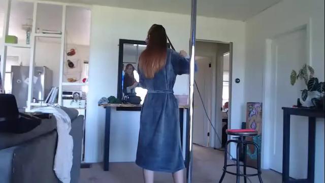 Image 7 of phoenixlikesgames Stream on Chaturbate on 21 months ago