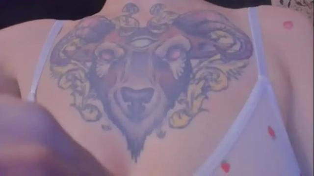 Image 3 of phoenixx_x Stream on Chaturbate on 5 months ago
