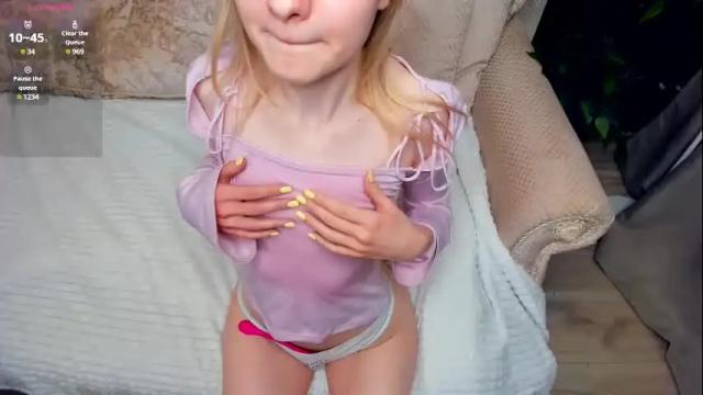 Image 12 of phyllisearney Stream on Chaturbate on 1 month ago