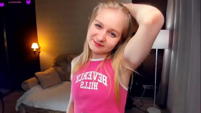 Image 2 of phyllisearney Stream on Chaturbate on 25 days ago