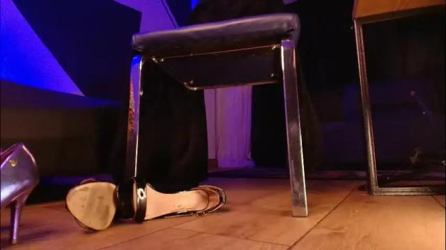 Image 11 of pia_mo Stream on Chaturbate on 2 months ago