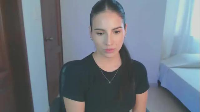 Image 10 of pia_ranses Stream on Chaturbate on 3 days ago