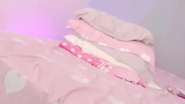 Image 10 of pia_rose Stream on Chaturbate on 23 months ago