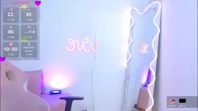 Image 12 of pia_tay Stream on Chaturbate on 2 months ago