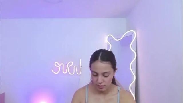 Image 8 of pia_tay Stream on Chaturbate on 1 month ago