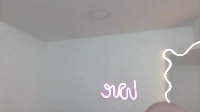 Image 2 of pia_tay Stream on Chaturbate on 1 month ago