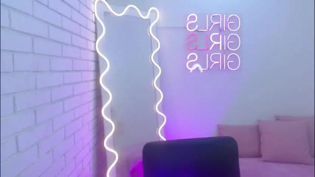 Image 11 of pia_tay Stream on Chaturbate on 28 days ago