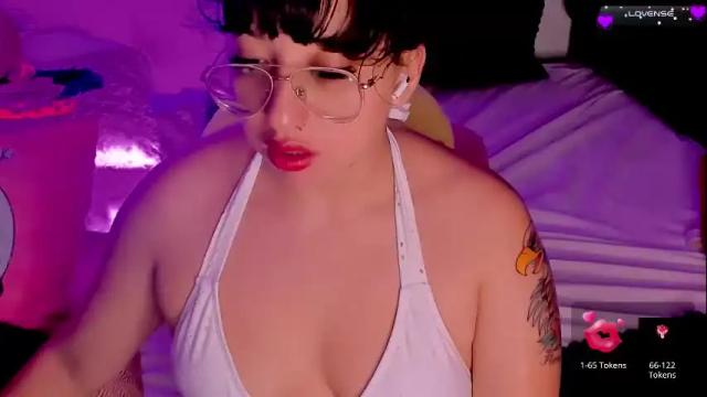 Image 8 of piafisher_ Stream on Chaturbate on 1 month ago