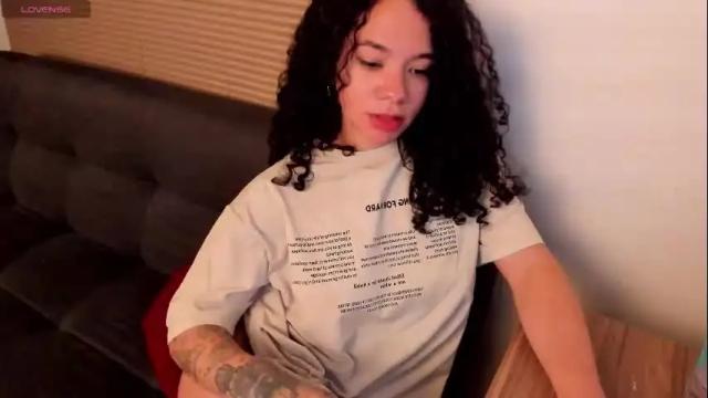 Image 2 of piixara Stream on Chaturbate on 6 days ago