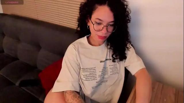 Image 4 of piixara Stream on Chaturbate on 6 days ago