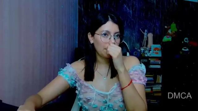 Image 7 of piixiie_d_oll Stream on Chaturbate on 2 months ago