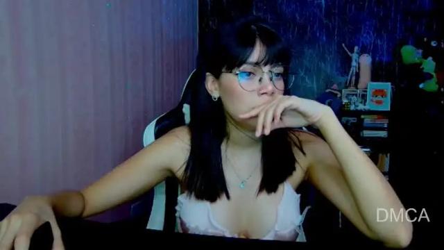 Image 6 of piixiie_d_oll Stream on Chaturbate on 18 days ago