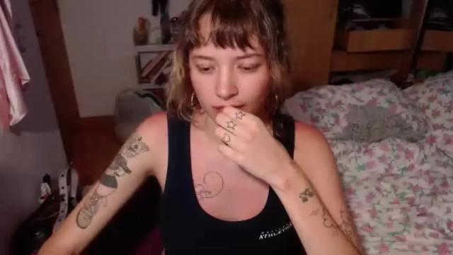 Image 8 of pikawiii Stream on Chaturbate on 15 months ago