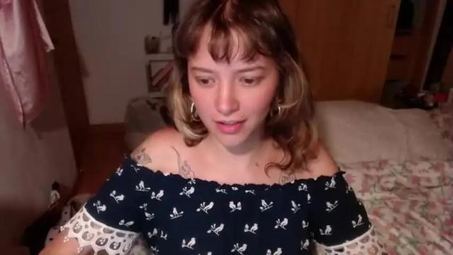 Image 11 of pikawiii Stream on Chaturbate on 15 months ago