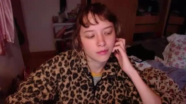 Image 11 of pikawiii Stream on Chaturbate on 15 months ago
