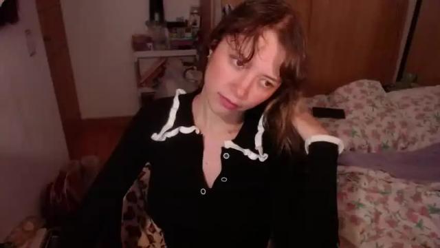 Image 2 of pikawiii Stream on Chaturbate on 13 months ago